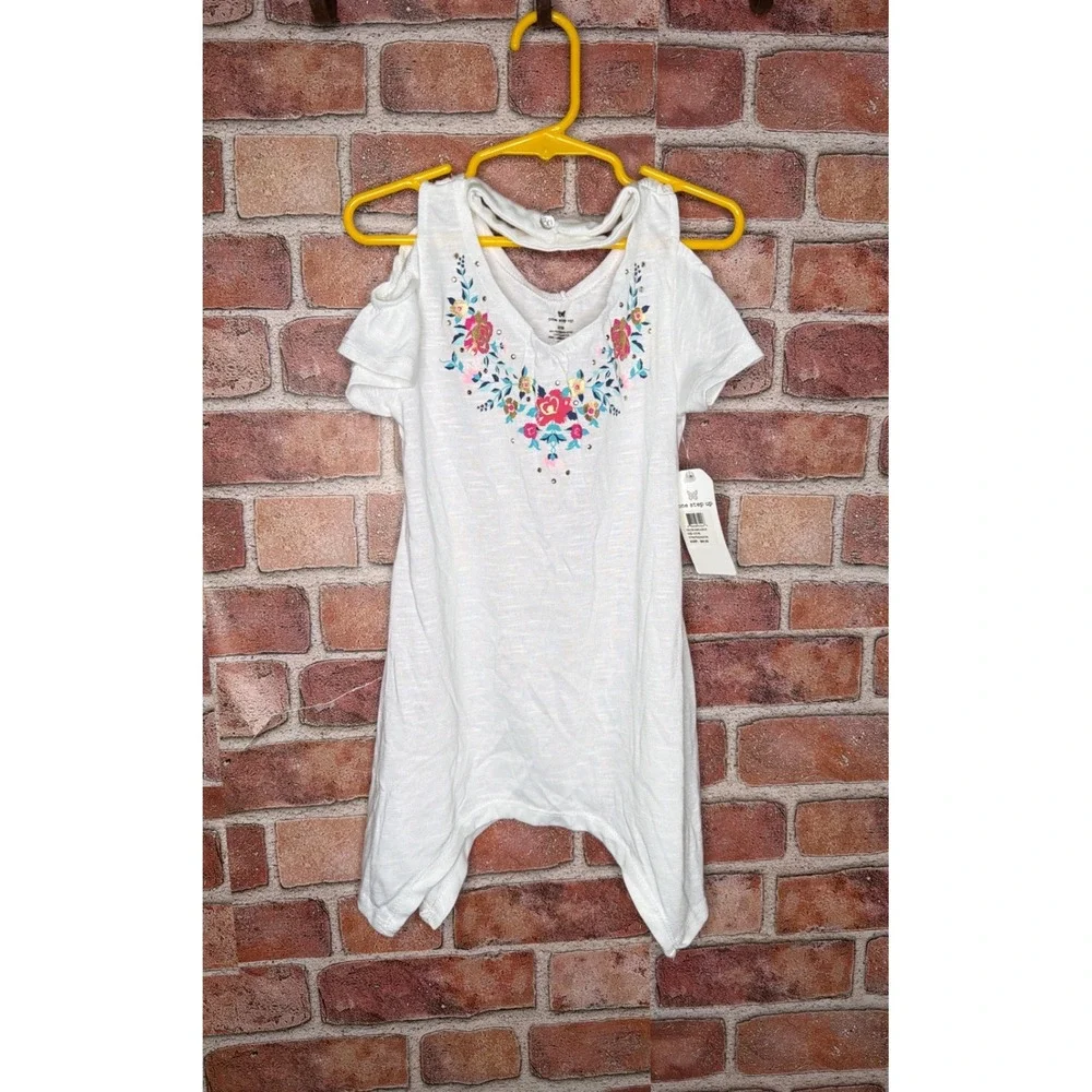 One Step Up Girls Vanilla White Floral Cold Shoulder Sharkbite Top Size S 7/8